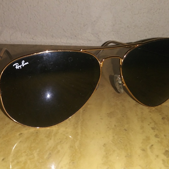 Ray Ban Aviator Sunglasses - Picture 2 of 3